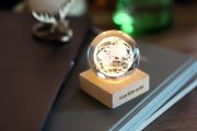 globe lumineux personnalisable en verre - Bois