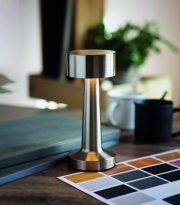 lampe de table personnalisable HIERLUZ - Argent Mat - visuel variation
